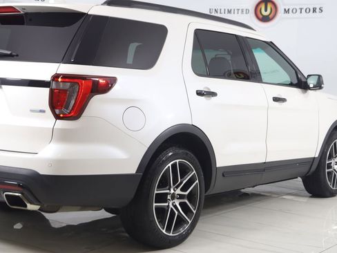 Used 2017 Ford Explorer Sport w/ Equipment Group 401A AWD/4WD image 48