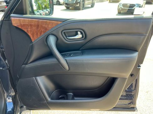 Used 2019 INFINITI QX80 Luxe AWD/4WD image 25