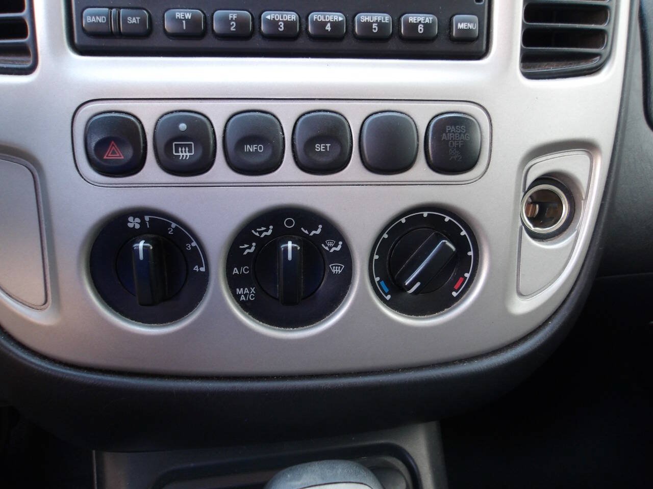 Used 2007 Ford Escape Limited FWD image 14