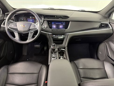 Used 2020 Cadillac XT5 Premium Luxury image 4
