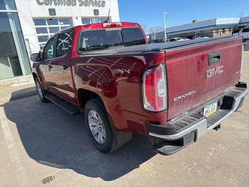 Used 2018 GMC Canyon SLE image 2