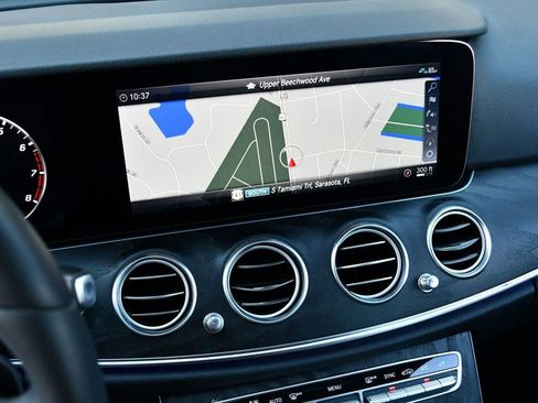 Used 2020 Mercedes-Benz E 450 4MATIC Sedan image 44