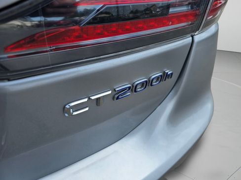 Used 2014 Lexus CT 200h w/ F Sport w/Nuluxe Interior FWD image 55