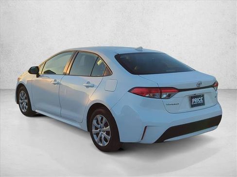 Used 2020 Toyota Corolla LE image 7