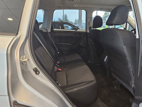 Used 2018 Subaru Forester 2.5i Premium image 28