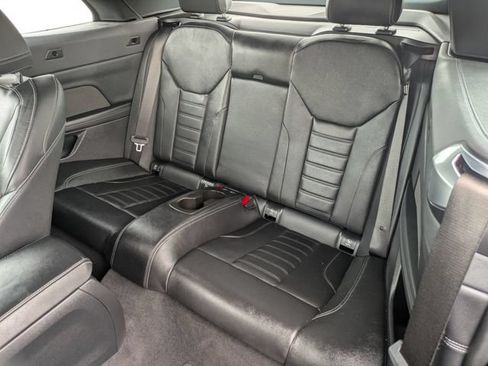 Used 2024 BMW M440i Convertible RWD image 33