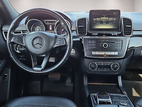 Certified 2018 Mercedes-Benz GLE 350 4MATIC w/ Premium 2 Package image 20