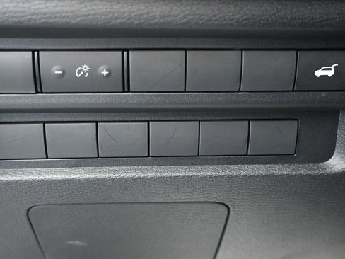 Used 2023 Mitsubishi Outlander SEL image 29