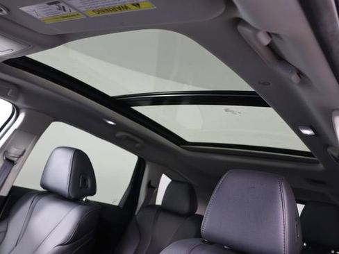 Used 2024 Acura MDX SH-AWD image 19