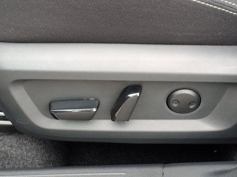 Used 2026 Nissan Rogue SV image 18