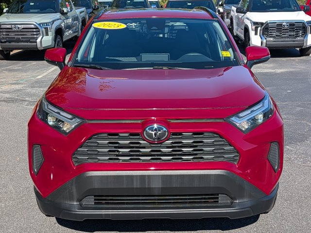 Used 2023 Toyota RAV4 XLE w/ Convenience Package FWD image 2
