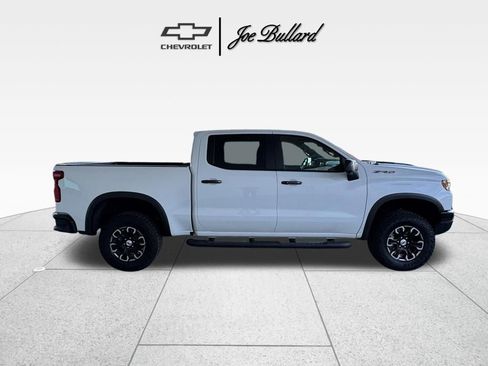 Used 2025 Chevrolet Silverado 1500 ZR2 w/ Technology Package AWD/4WD image 7