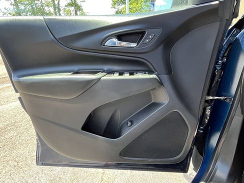 Used 2020 Chevrolet Equinox LT FWD image 9