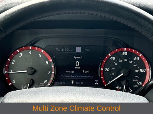 Used 2022 Nissan Titan PRO-4X w/ Pro-4x Convenience Package AWD/4WD image 14