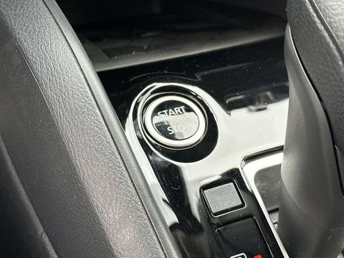 New 2025 Nissan Versa SV w/ Trunk Package image 18