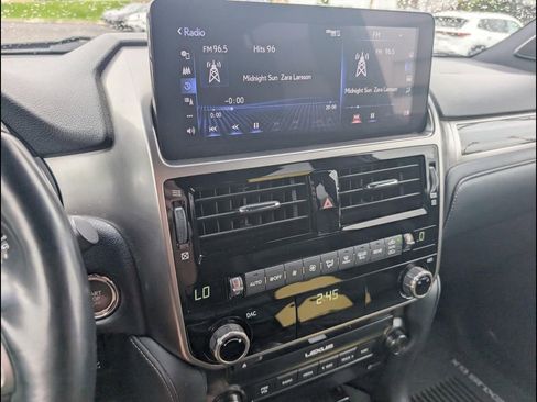 Used 2023 Lexus GX 460 Premium w/ Premium Package AWD/4WD image 18