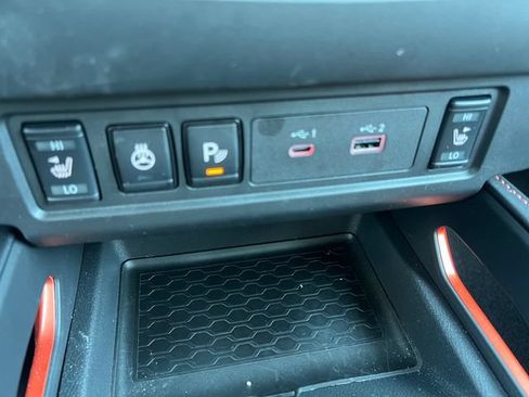Used 2025 Nissan Frontier PRO-4X w/ Pro Premium Package AWD/4WD image 21