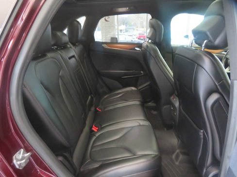 Used 2018 Lincoln MKC Reserve w/ Lincoln MKC Climate Package image 23