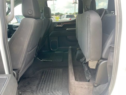 Used 2023 Chevrolet Silverado 1500 LT AWD/4WD image 13