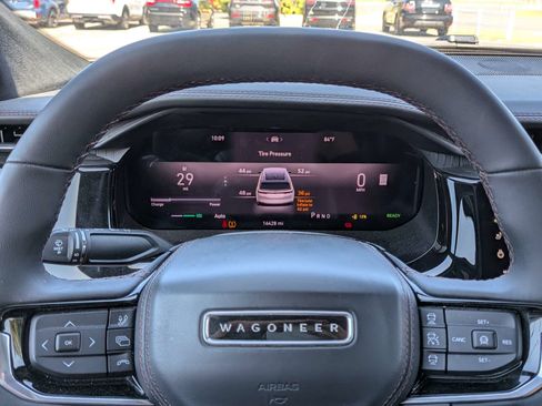 Used 2024 Jeep Wagoneer Launch Edition AWD/4WD image 35