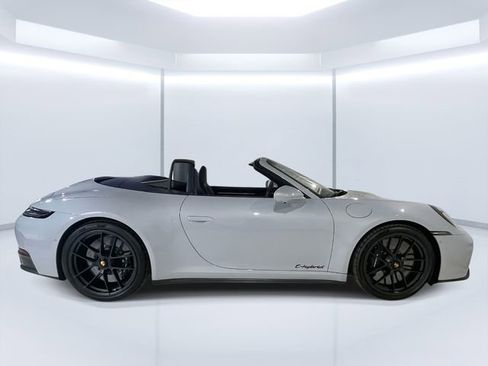 Certified 2025 Porsche 911 Carrera 4 GTS image 8