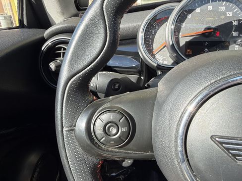 Used 2019 MINI Cooper S w/ Premium Package FWD image 25