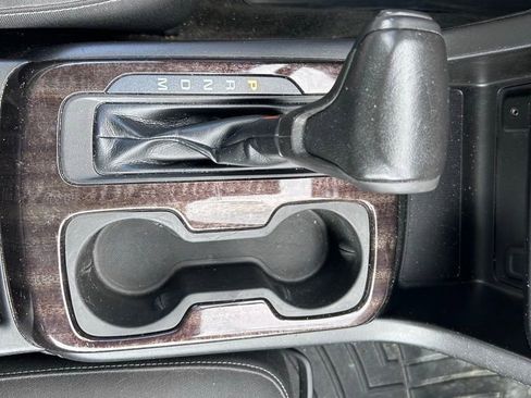 Used 2016 GMC Canyon SLE image 14