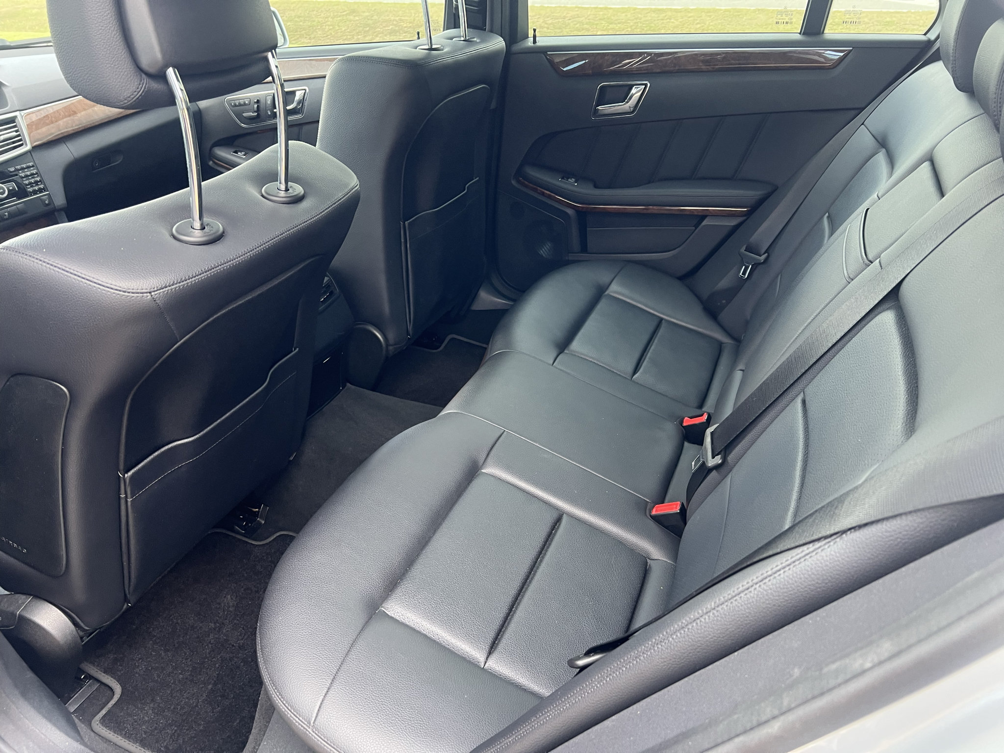 Used 2011 Mercedes-Benz E 350 Sedan image 17