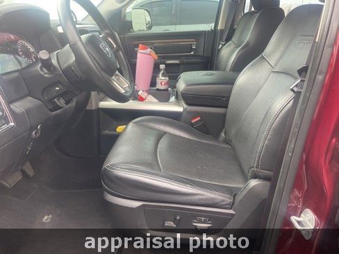 Used 2017 RAM 1500 Laramie image 8