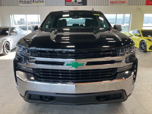Used 2019 Chevrolet Silverado 1500 LT w/ All-Star Edition image 2
