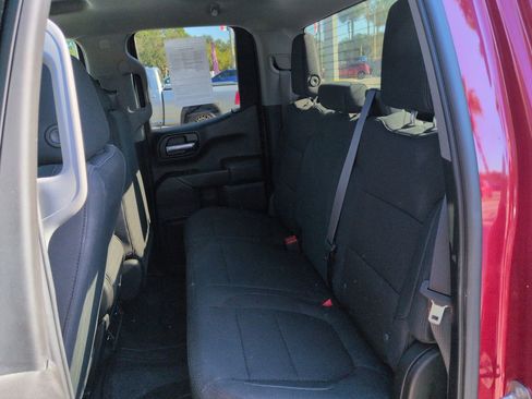 Used 2020 Chevrolet Silverado 1500 Custom w/ Custom Value Package image 13