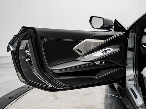 Used 2023 Chevrolet Corvette Stingray Premium Cpe w/ Z51 Performance Package image 85