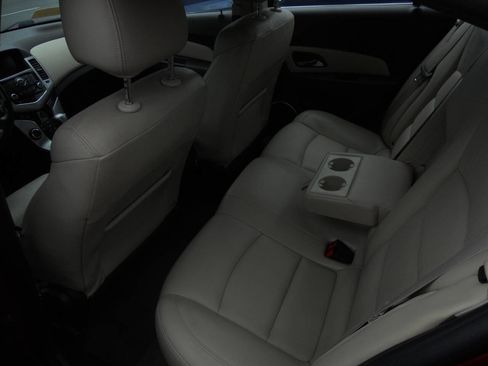 Used 2014 Chevrolet Cruze LT w/ Sun, Sound and Sport Package image 6