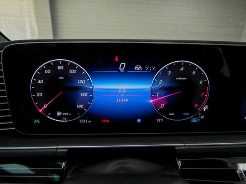 Used 2024 Mercedes-Benz GLS 580 4MATIC image 18