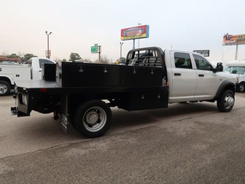 Used 2024 RAM 5500 Tradesman w/ Chrome Appearance Group image 4
