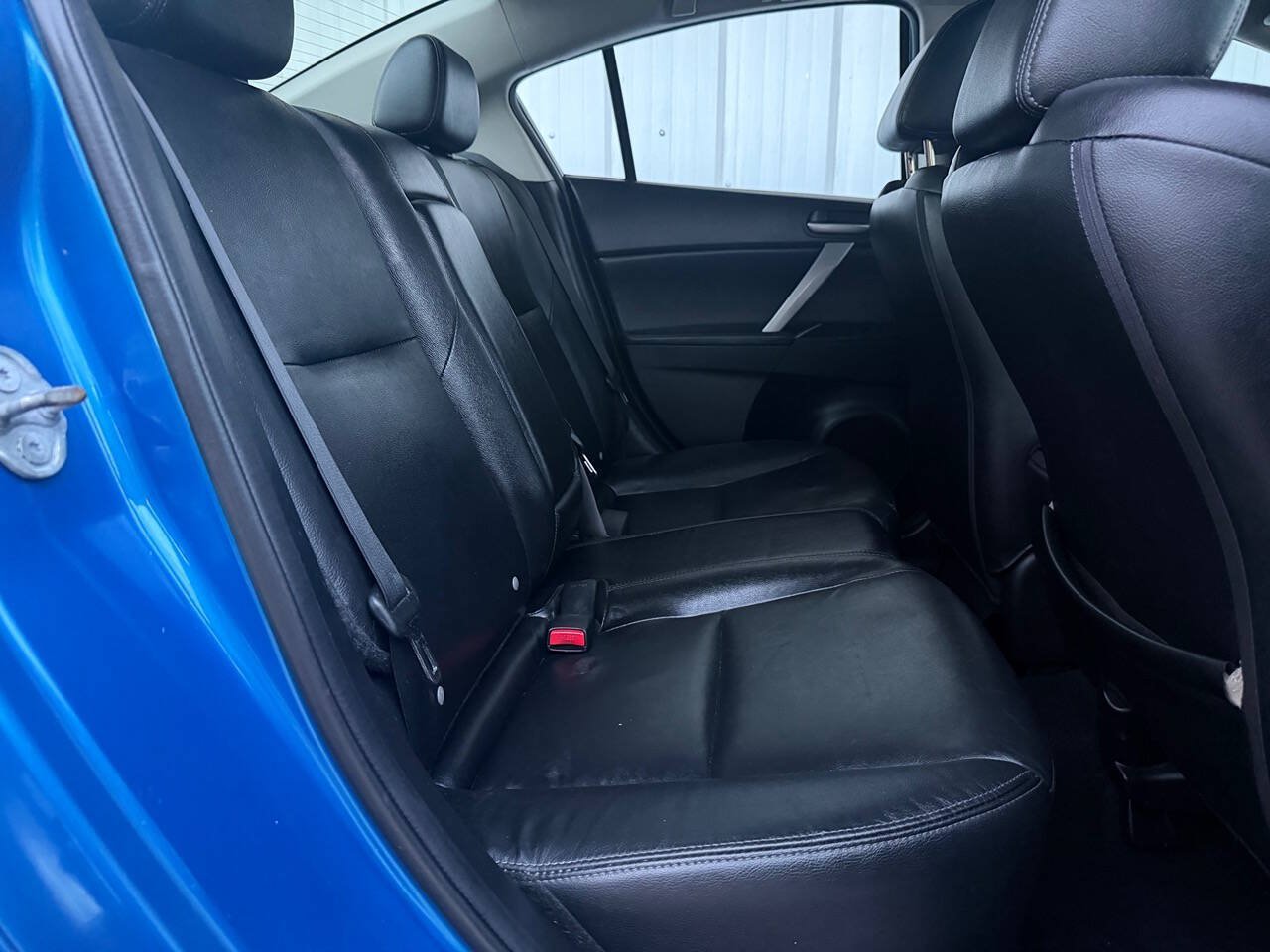 Used 2012 MAZDA MAZDA3 i Grand Touring w/ Tech Pkg FWD image 18