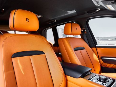 Used 2020 Rolls-Royce Cullinan AWD/4WD image 47