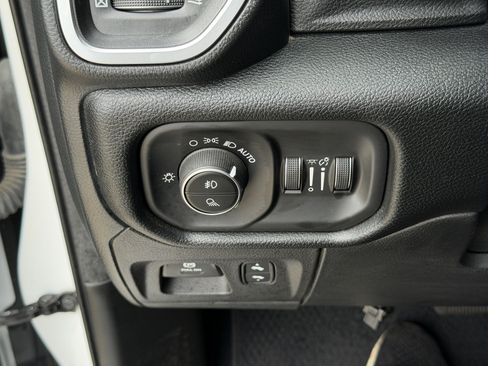 Used 2022 RAM 1500 Laramie w/ Laramie Southwest Edition RWD image 22