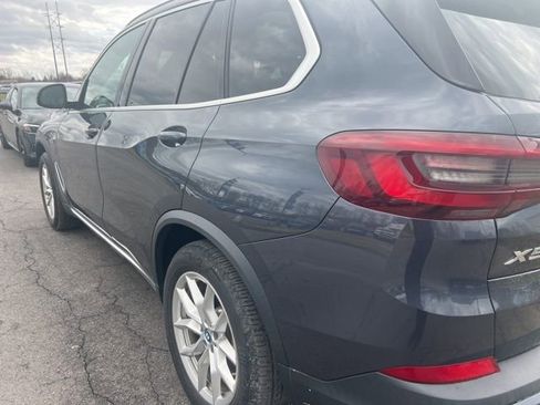 Used 2022 BMW X5 xDrive45e w/ Climate Comfort Package image 4