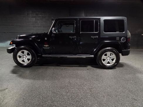Used 2014 Jeep Wrangler Unlimited Sahara w/ Dual Top Group image 2