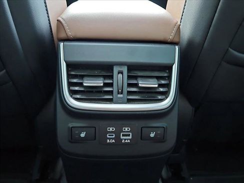 Used 2023 Subaru Legacy Touring XT image 17