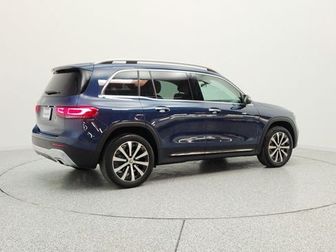 Used 2022 Mercedes-Benz GLB 250 image 5