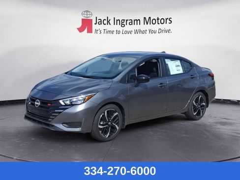 New 2025 Nissan Versa SR w/ Trunk Package image 1