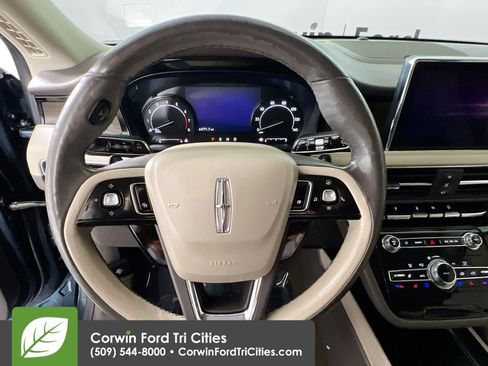 Used 2020 Lincoln Corsair Reserve image 8