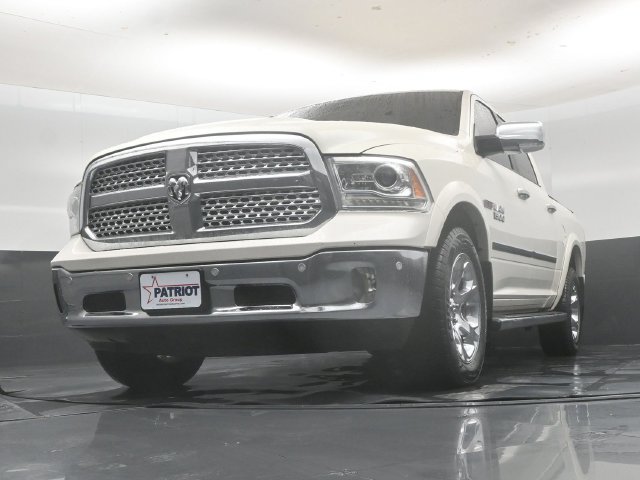 Used 2018 RAM 1500 Laramie w/ Convenience Group AWD/4WD image 55