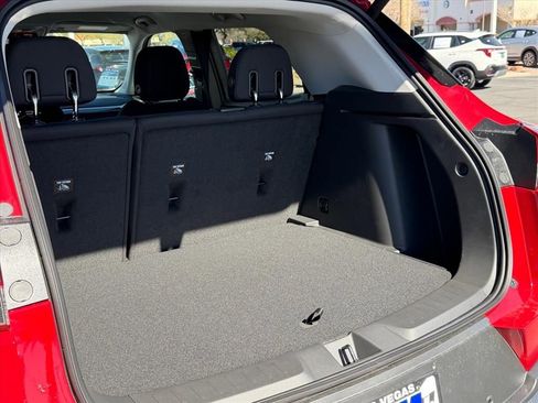 New 2026 Chevrolet TrailBlazer LT w/ Convenience Package FWD image 8