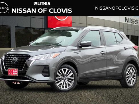 Used 2024 Nissan Kicks SV image 1