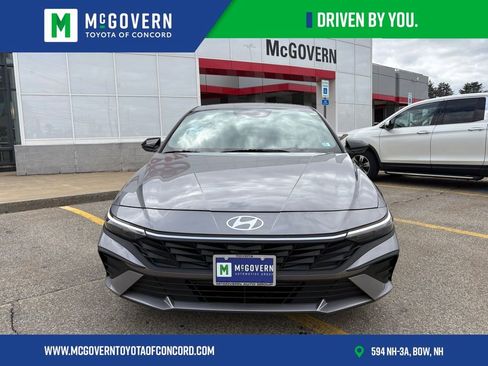 Used 2025 Hyundai Elantra Sport image 10