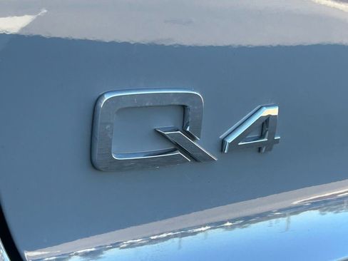 Used 2024 Audi Q4 e-tron Premium w/ Convenience Package image 55