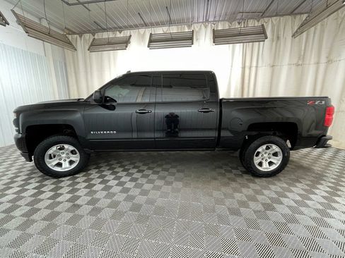 Used 2018 Chevrolet Silverado 1500 LT w/ All Star Edition AWD/4WD image 14